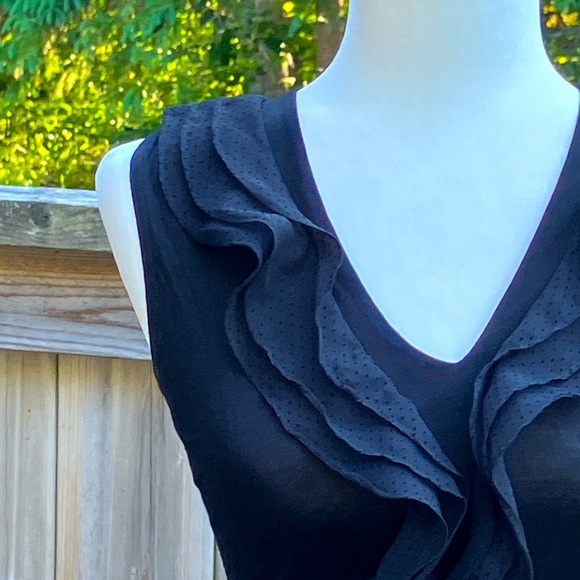 Gorgeous Black Top - Picture 3 of 5